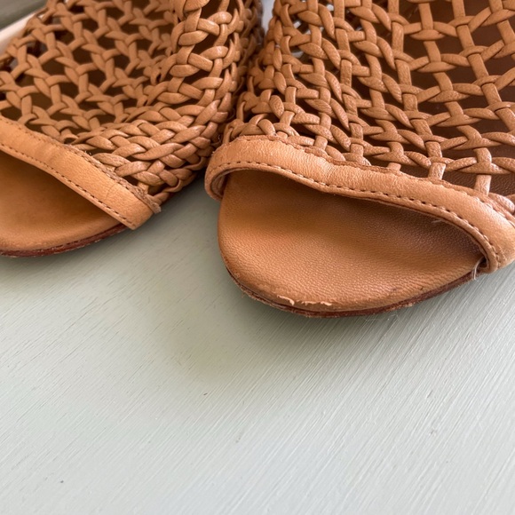 VINCE Camuto Signature wedges 36 - Picture 2 of 8